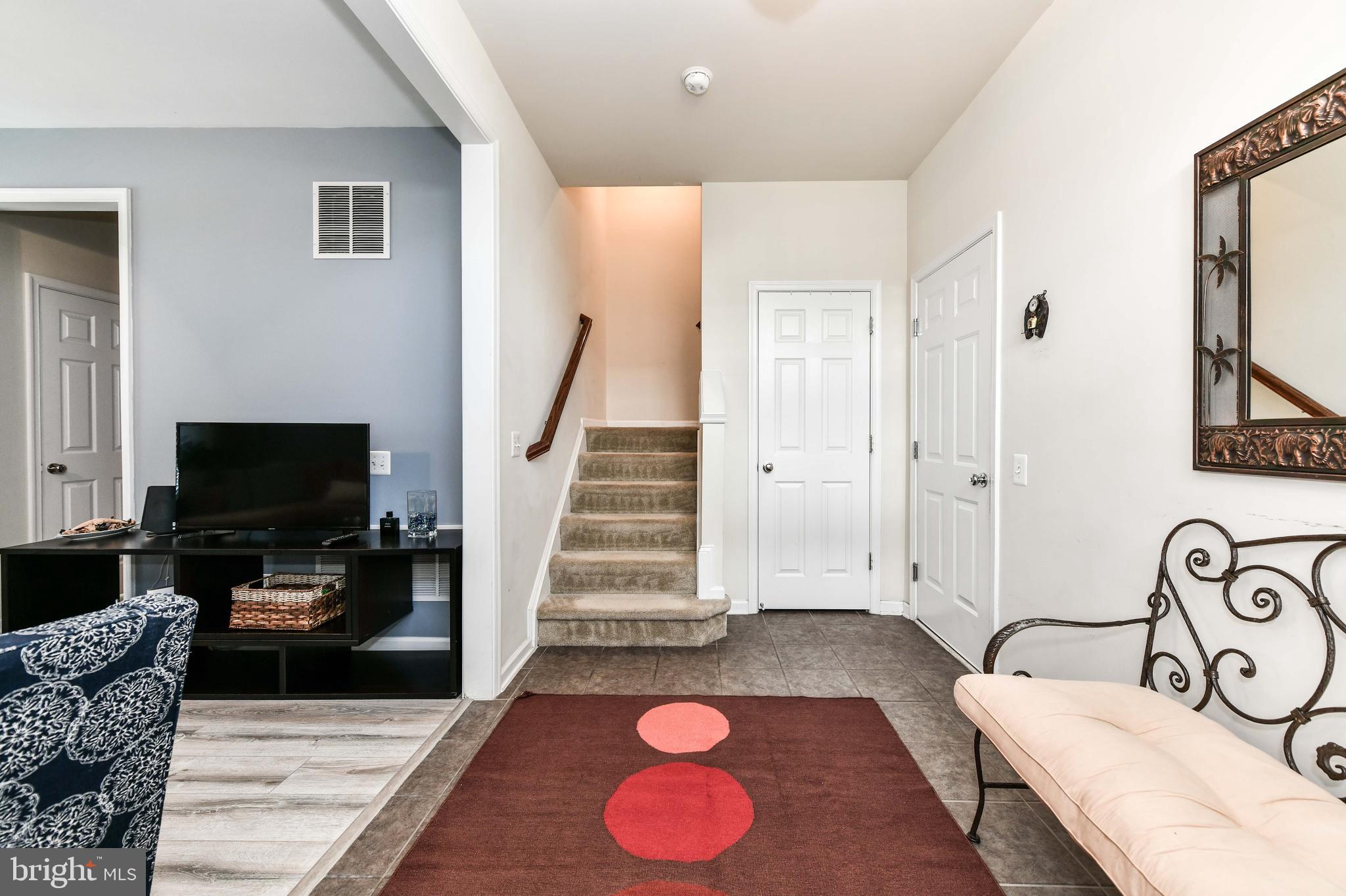 OAKLAWN - Residential Lease