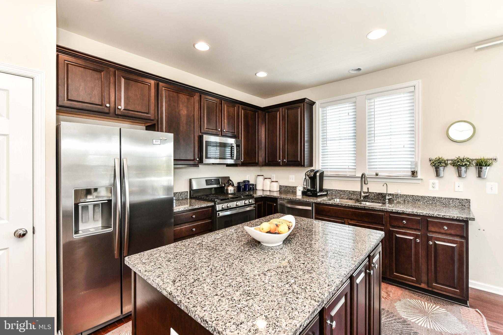 OAKLAWN - Residential Lease