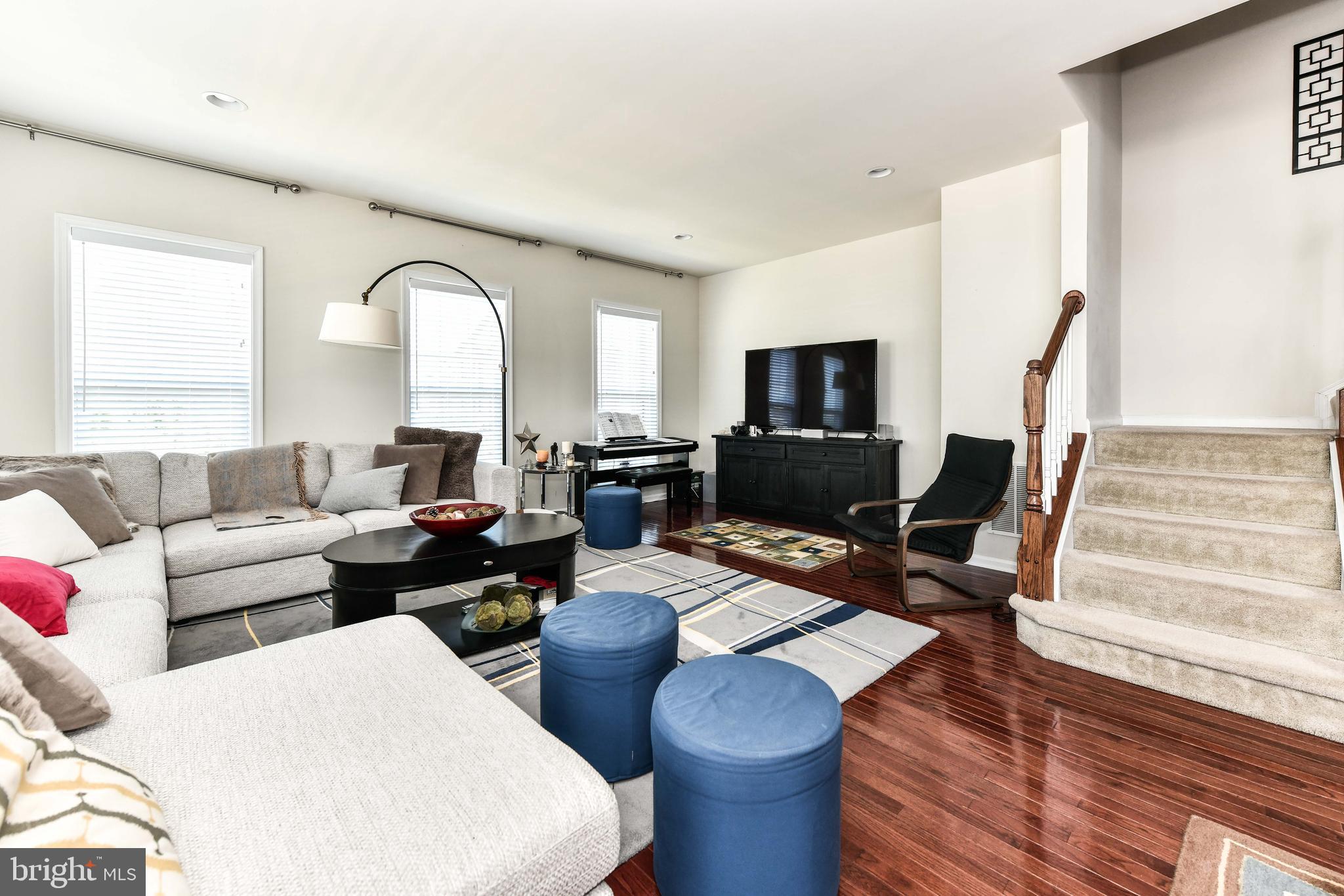 OAKLAWN - Residential Lease