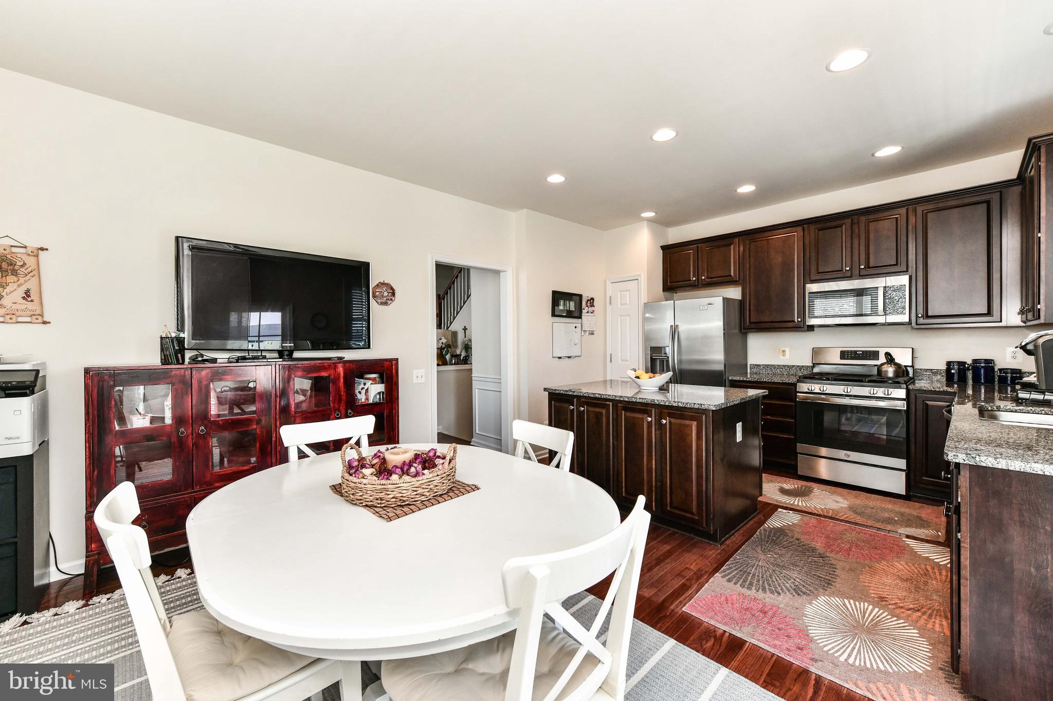 OAKLAWN - Residential Lease