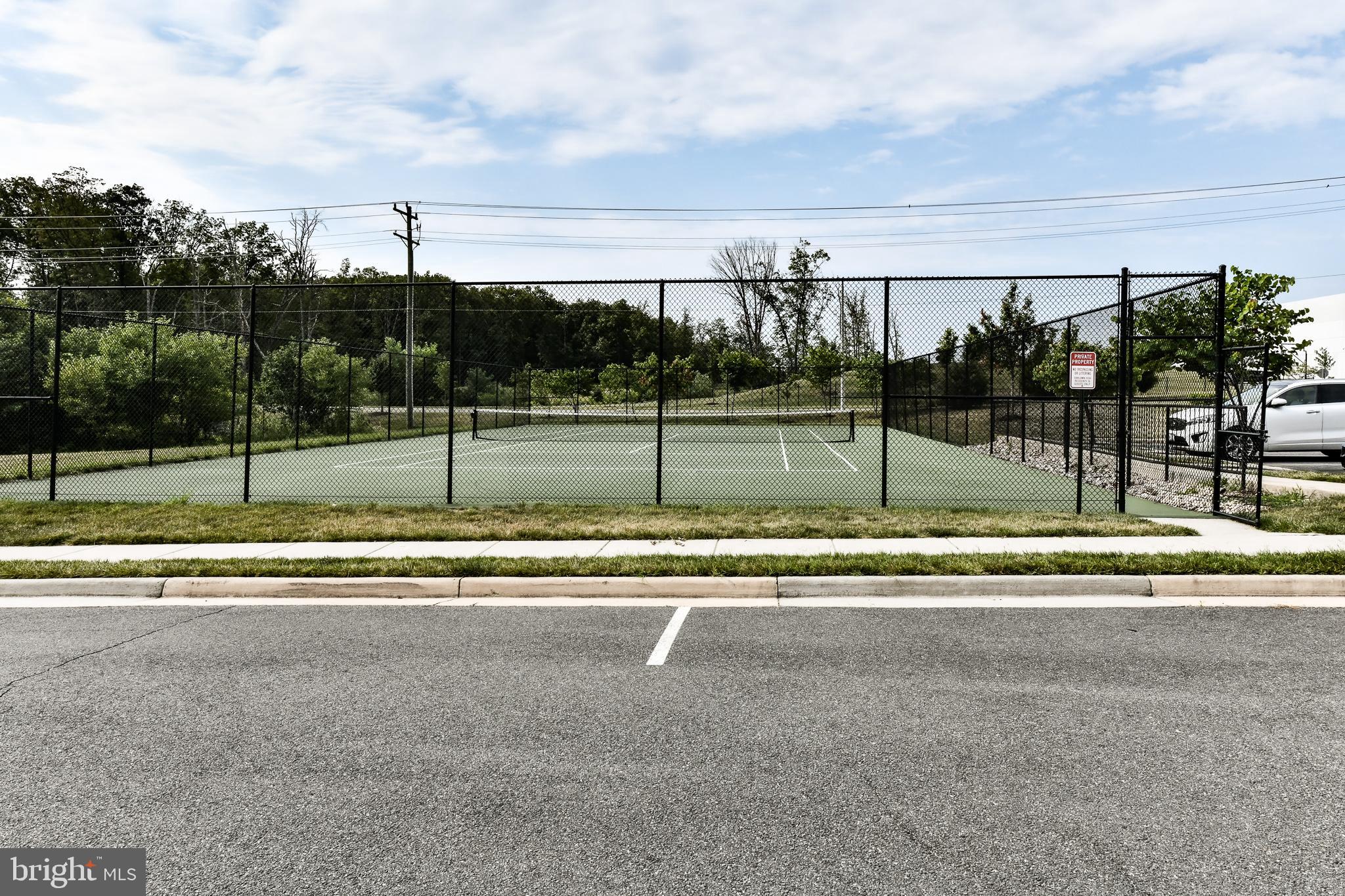 OAKLAWN - Residential Lease