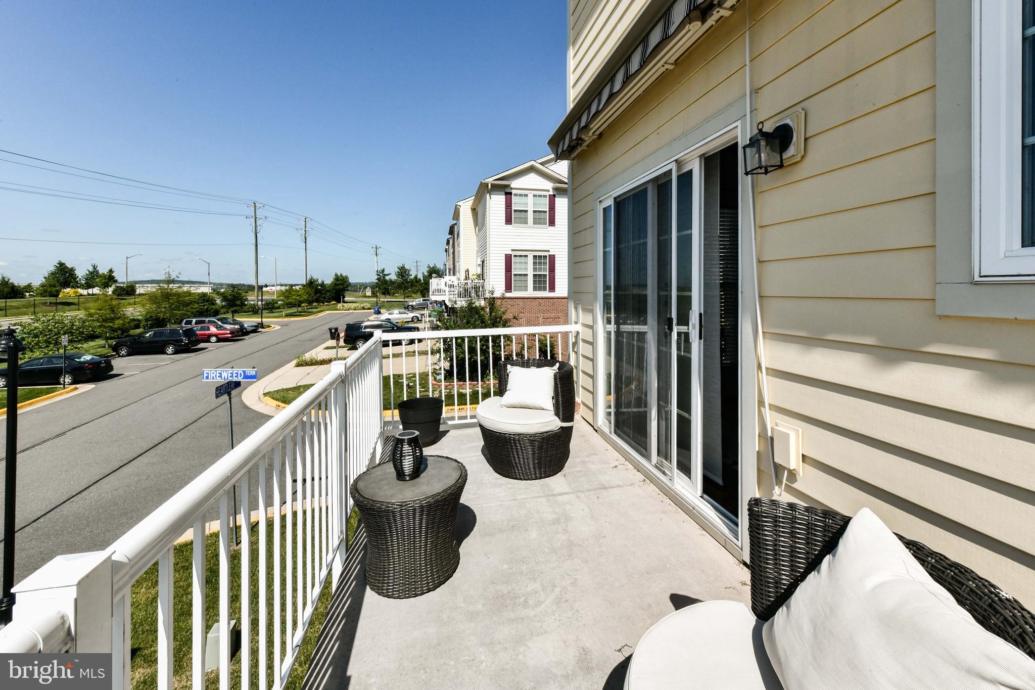 OAKLAWN - Residential Lease