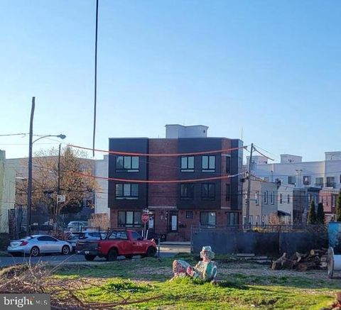 Vacant Land For Sale - 2032 N Orianna Street<br/> PHILADELPHIA, PA 19122