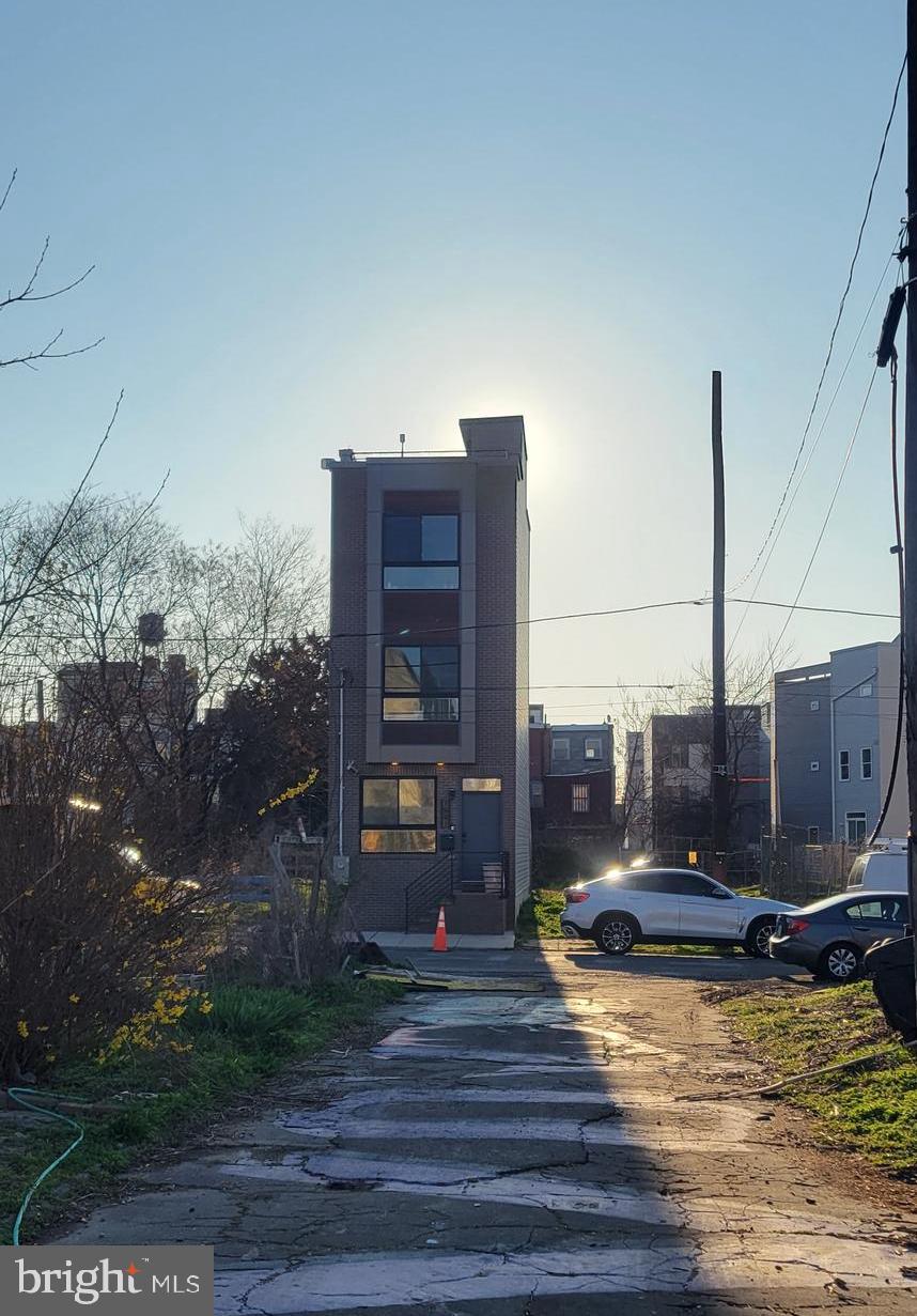 OLDE KENSINGTON - Land