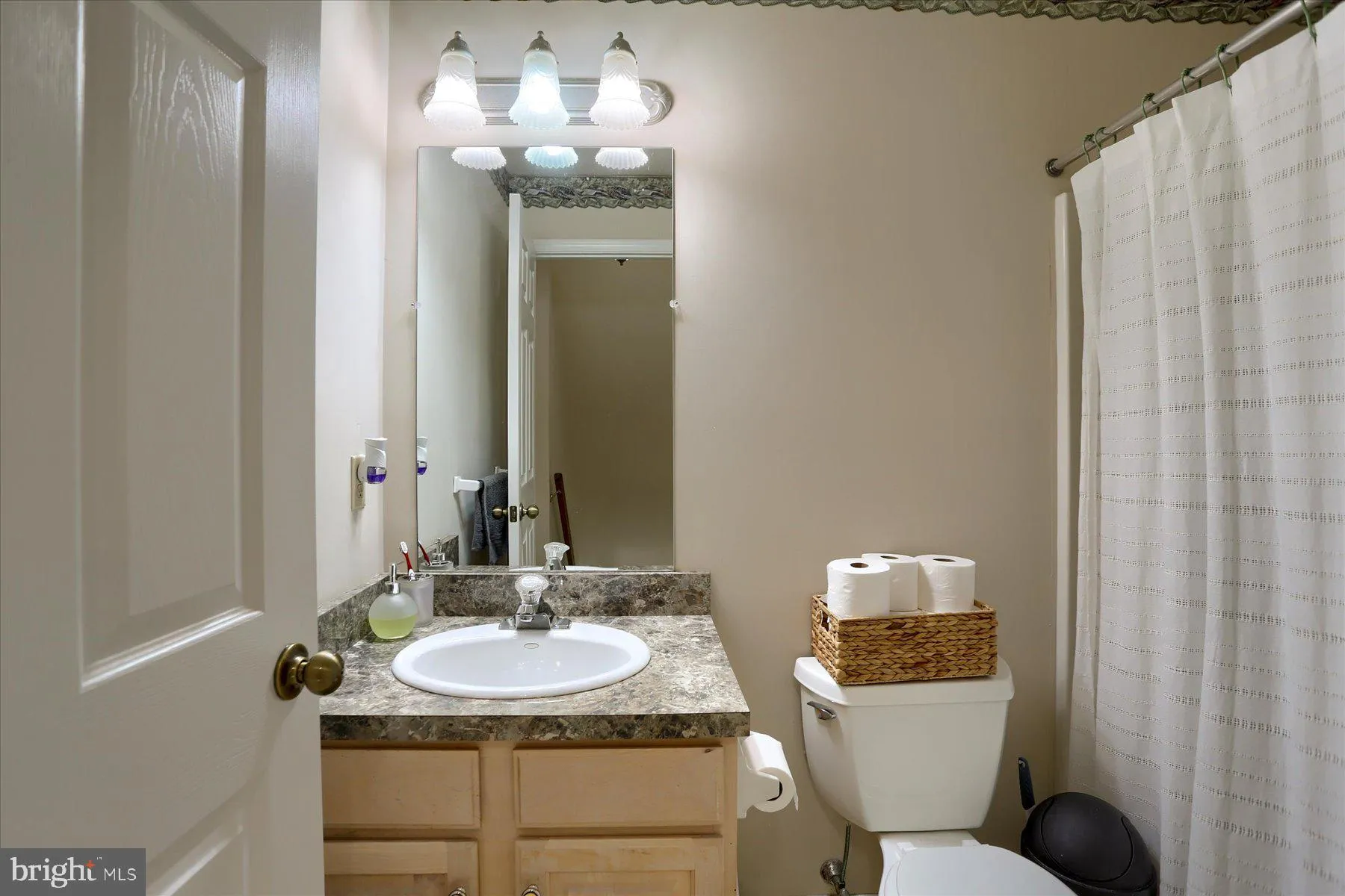 Harrisburg, Pennsylvania 17110, United States, 4 Bedrooms Bedrooms, ,4 BathroomsBathrooms,Residential,Coming Soon,219525