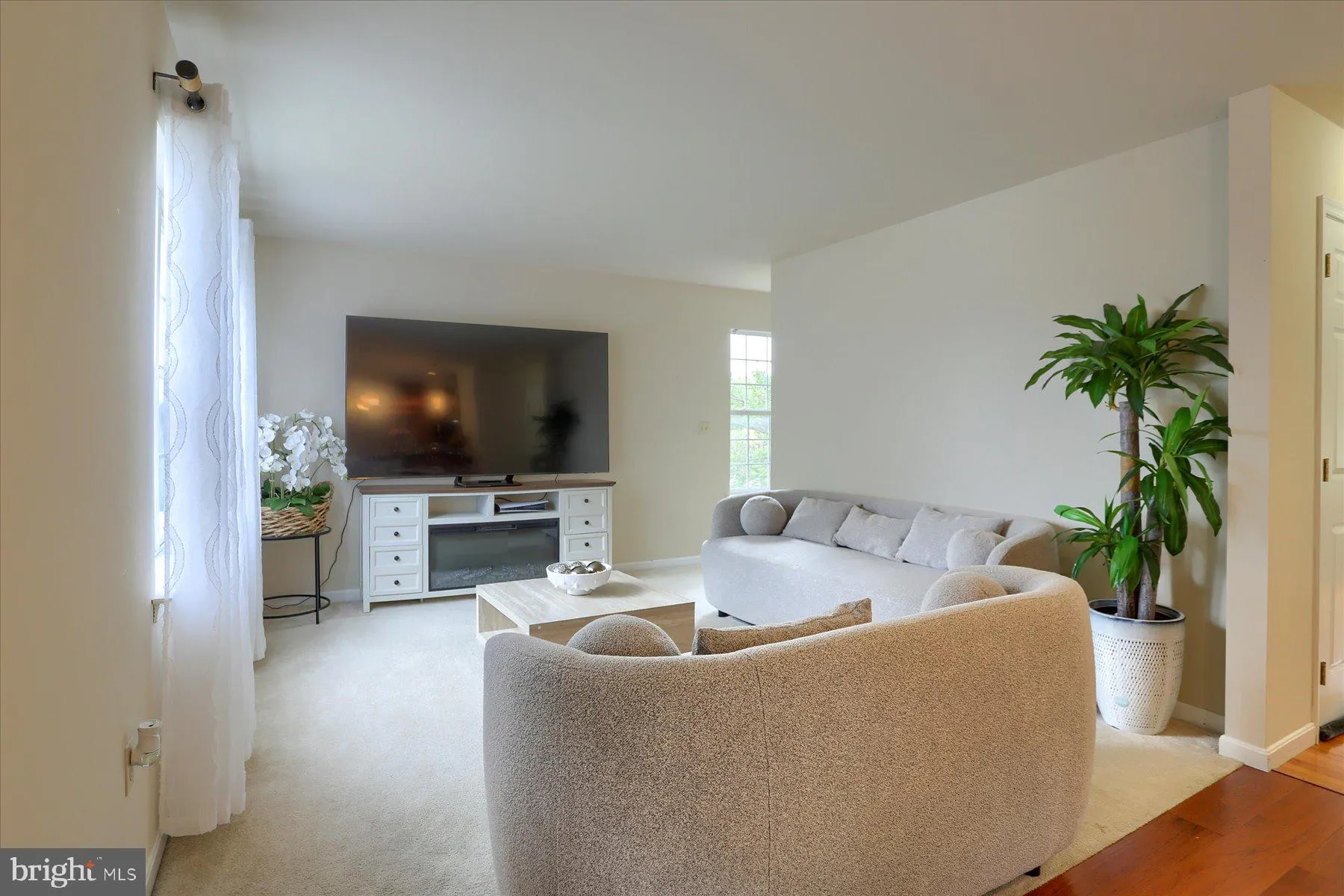 Harrisburg, Pennsylvania 17110, United States, 4 Bedrooms Bedrooms, ,4 BathroomsBathrooms,Residential,Coming Soon,219525