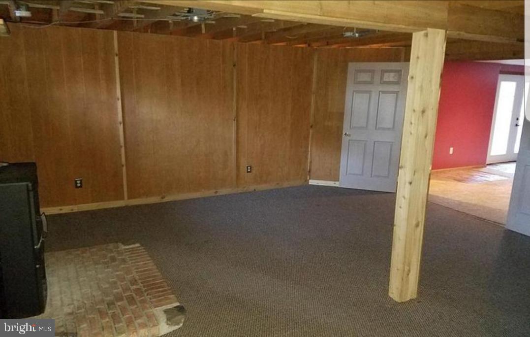 SHERWOOD ACRES - Residential