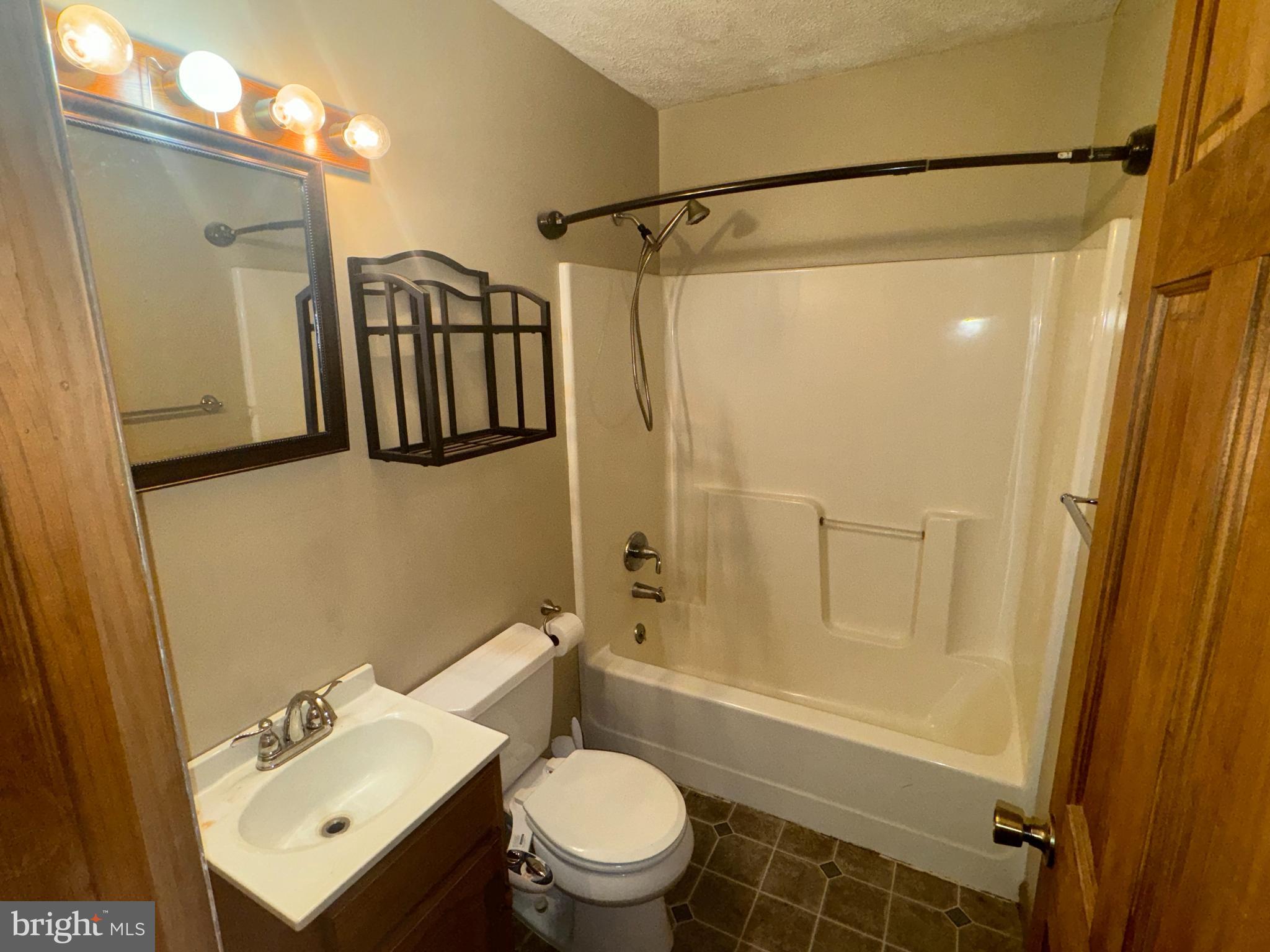 SHERWOOD ACRES - Residential