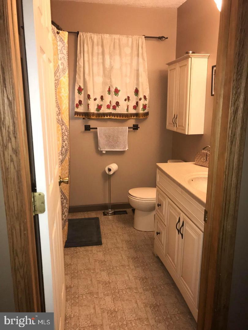 SHERWOOD ACRES - Residential