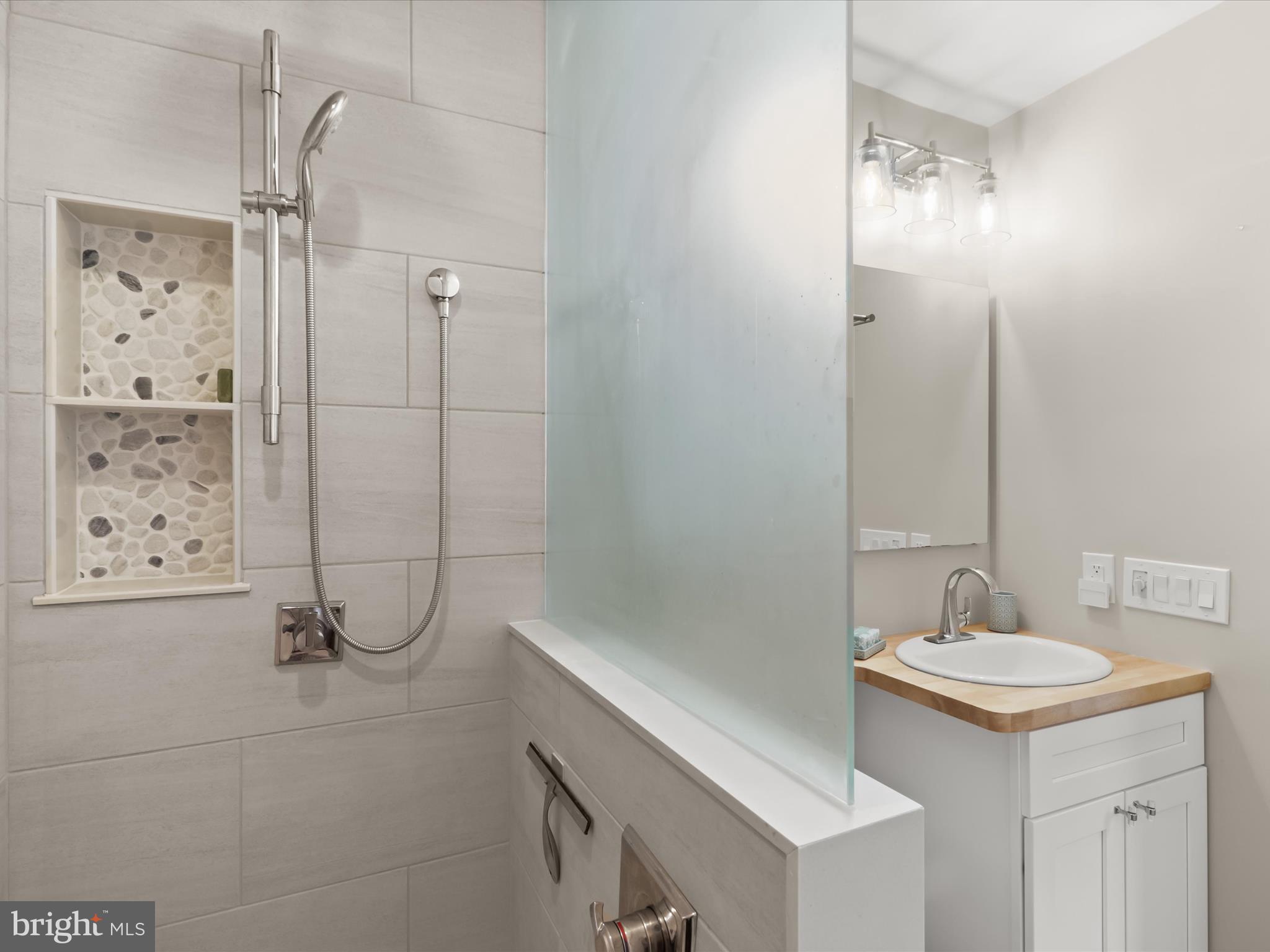 HERALD HARBOR - Residential