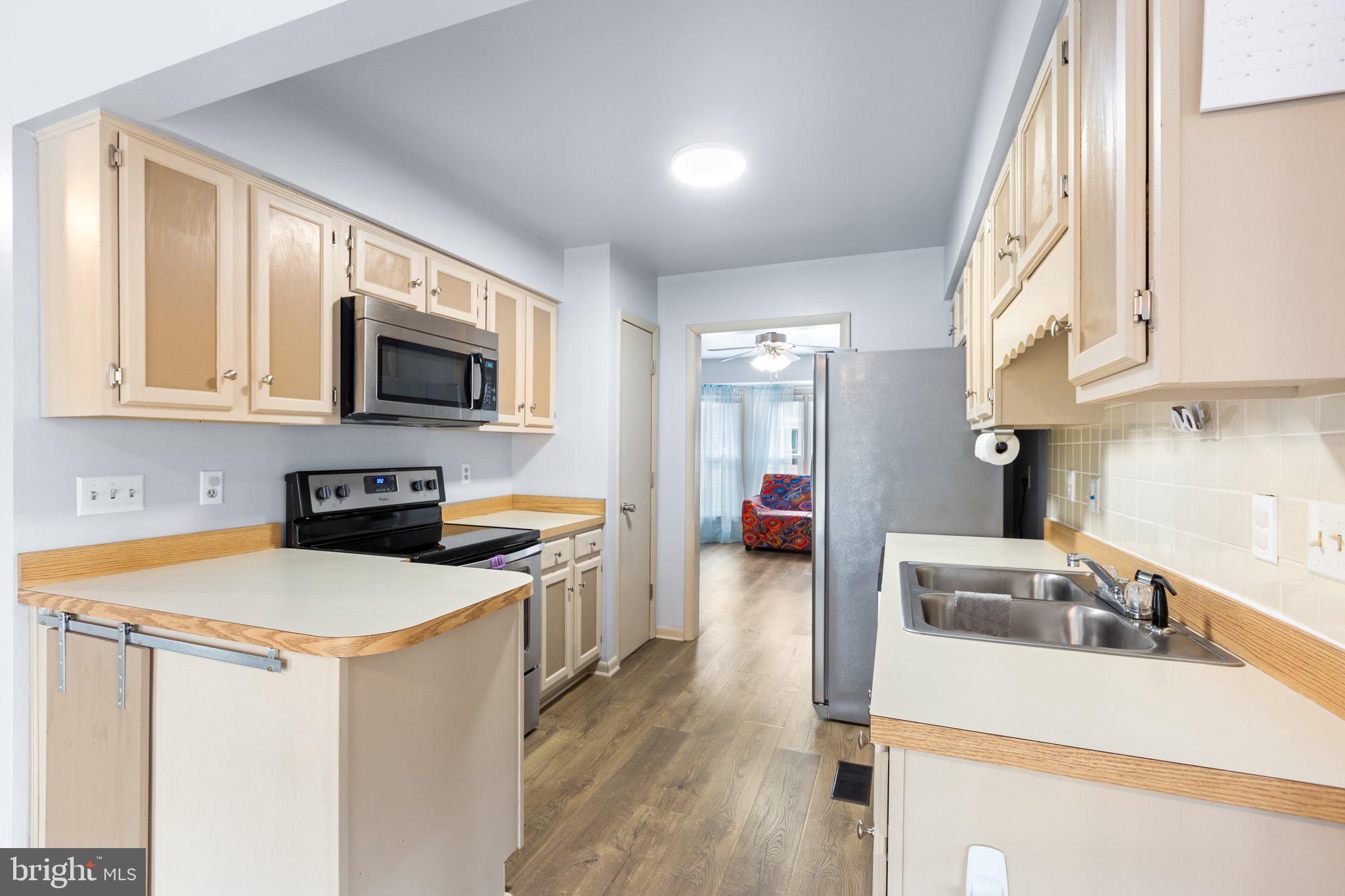 LEAVELLS CROSSING - Residential