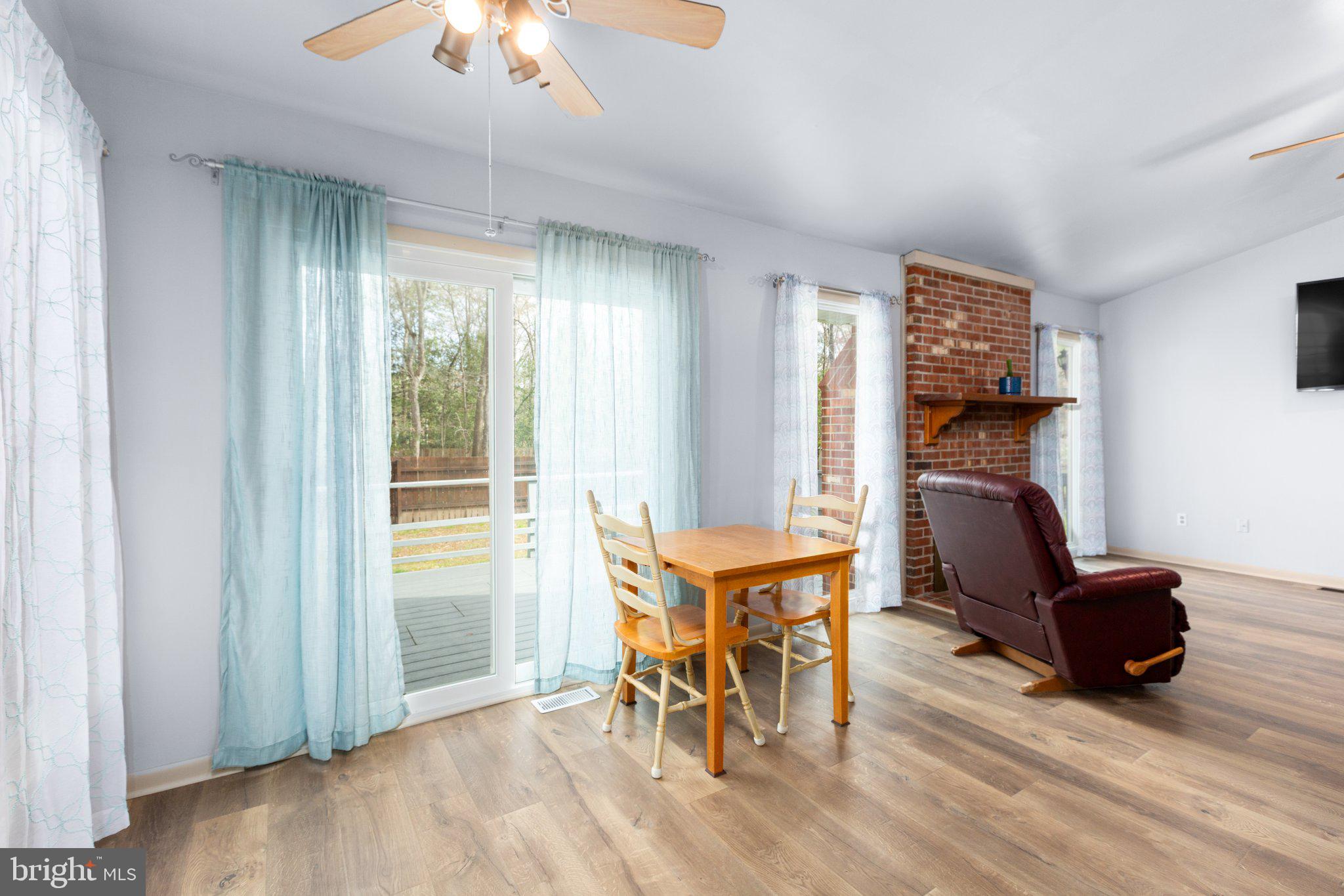 LEAVELLS CROSSING - Residential