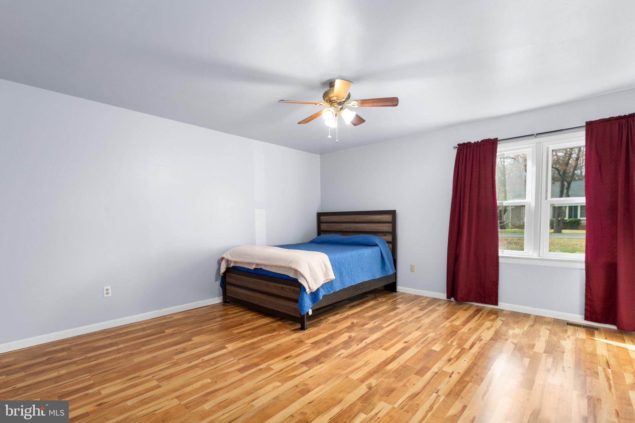 LEAVELLS CROSSING - Residential