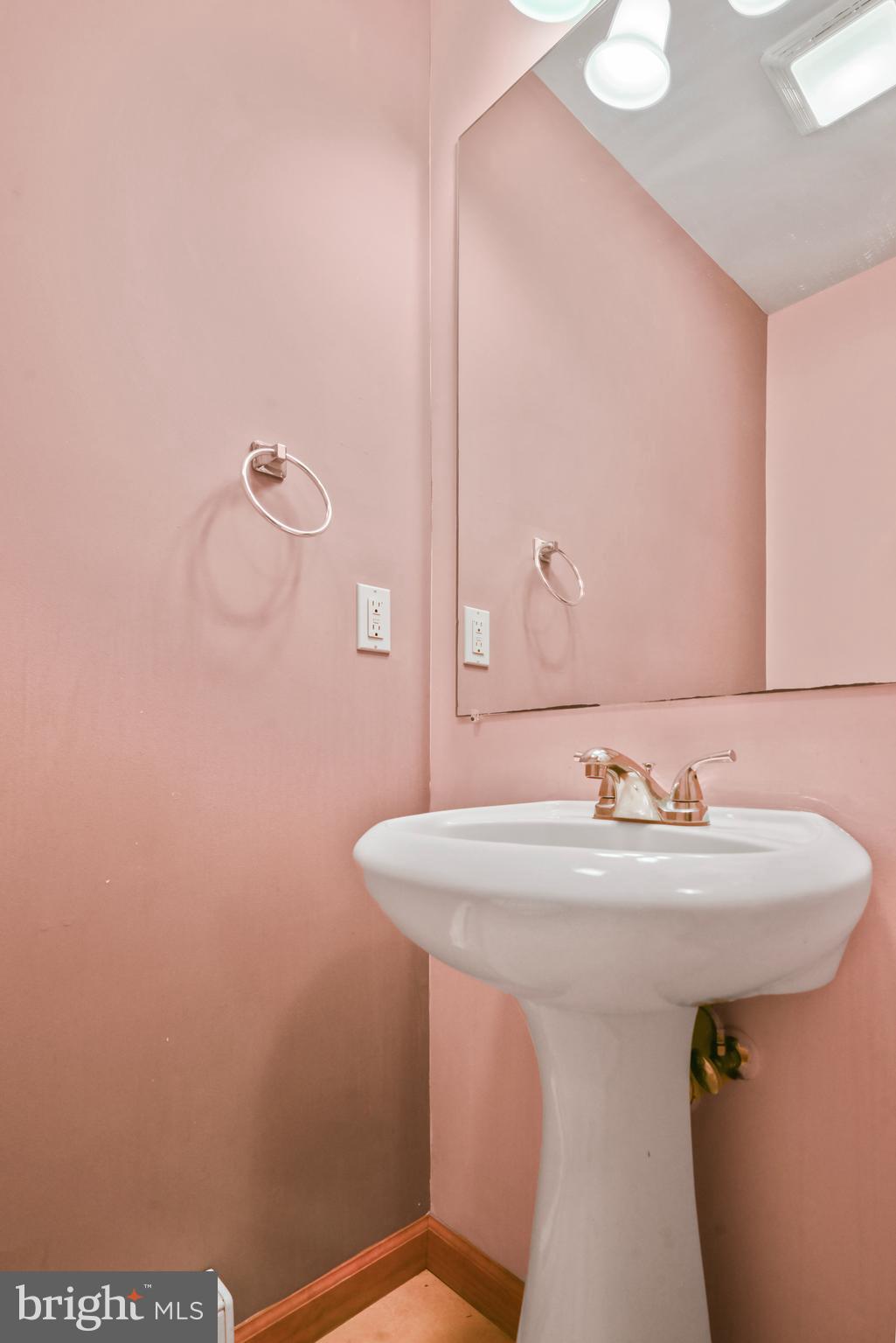 PLEASANT VALLEY WEST - Residential