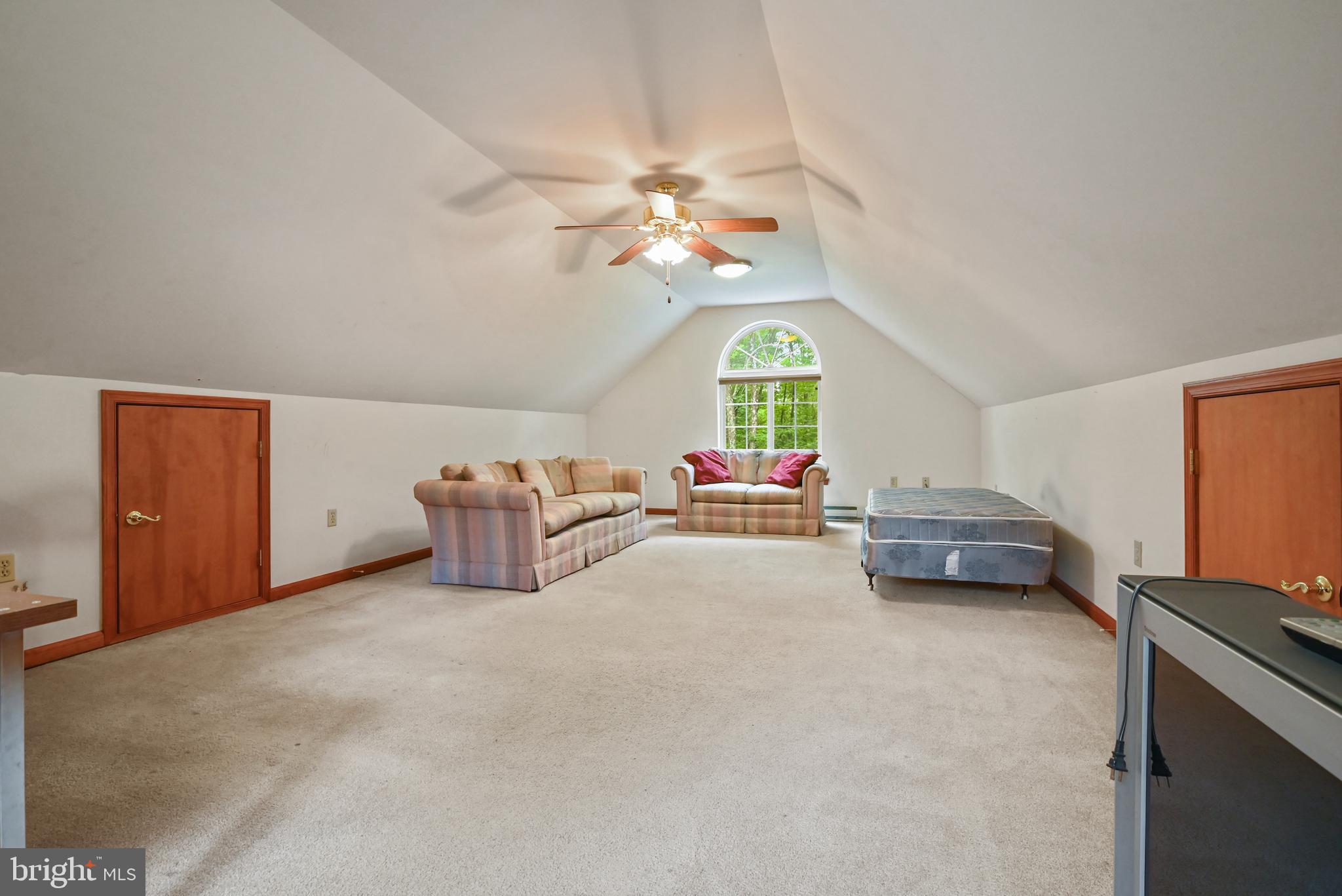 PLEASANT VALLEY WEST - Residential