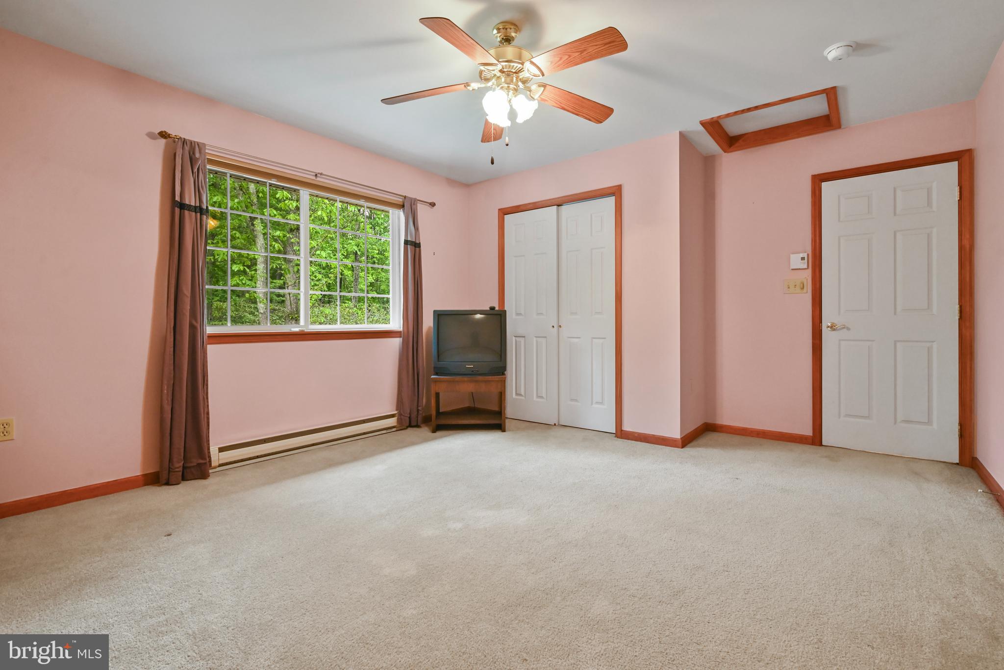 PLEASANT VALLEY WEST - Residential