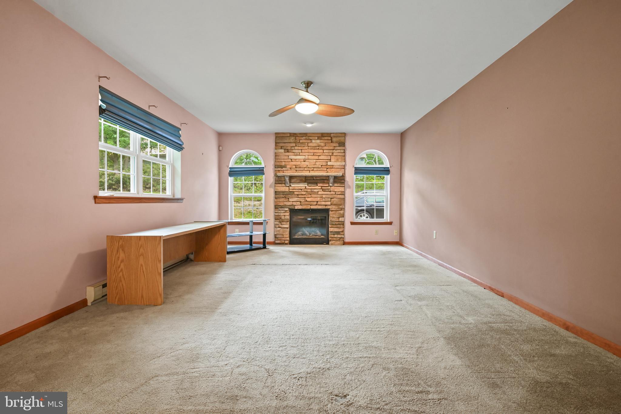 PLEASANT VALLEY WEST - Residential