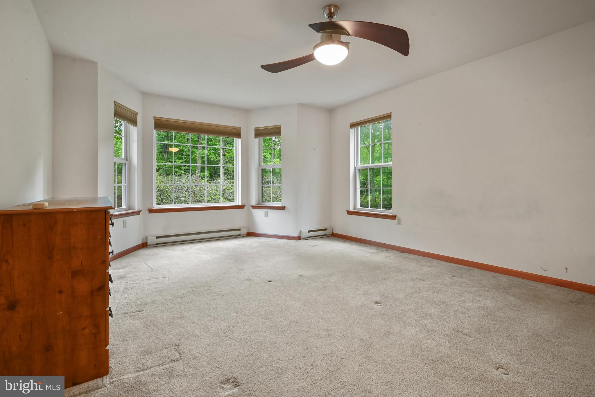 PLEASANT VALLEY WEST - Residential