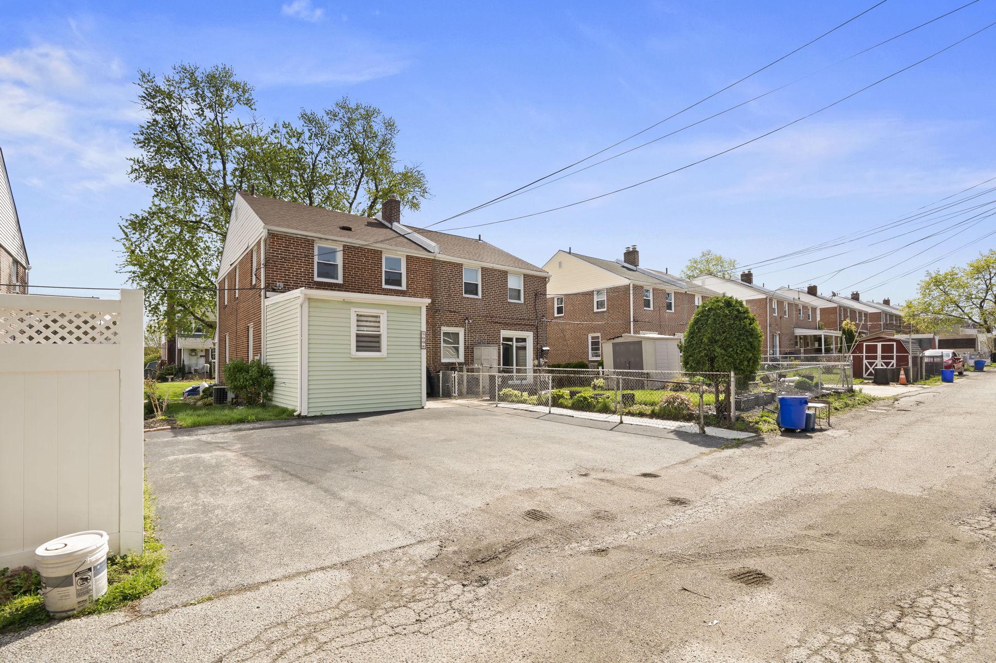 DREXEL HILL - Residential