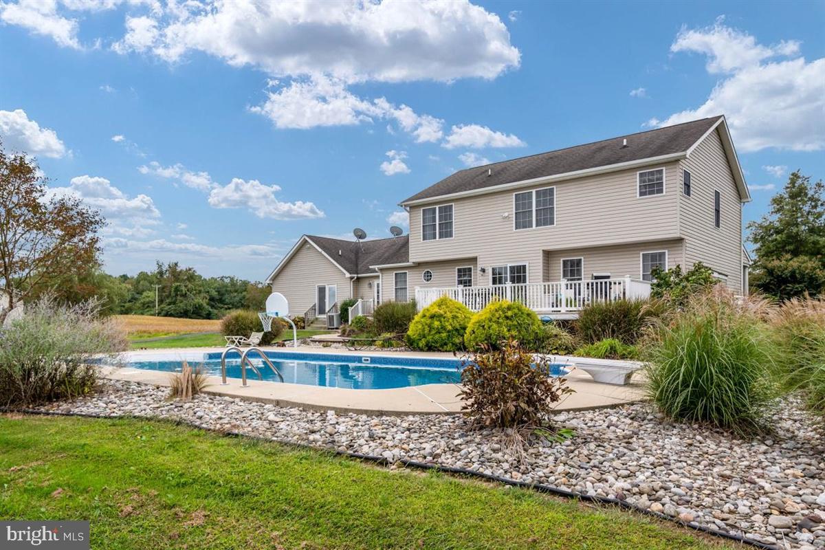 CENTREVILLE - Residential