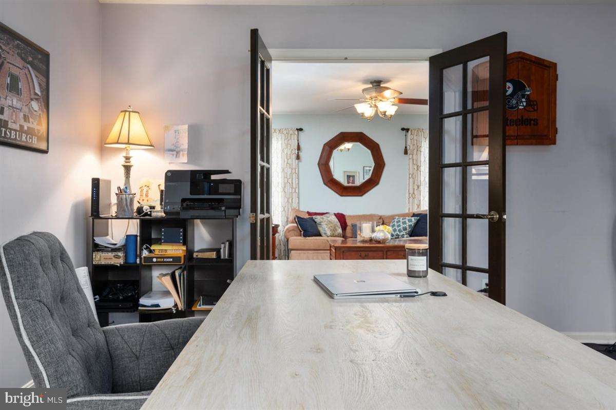 CENTREVILLE - Residential