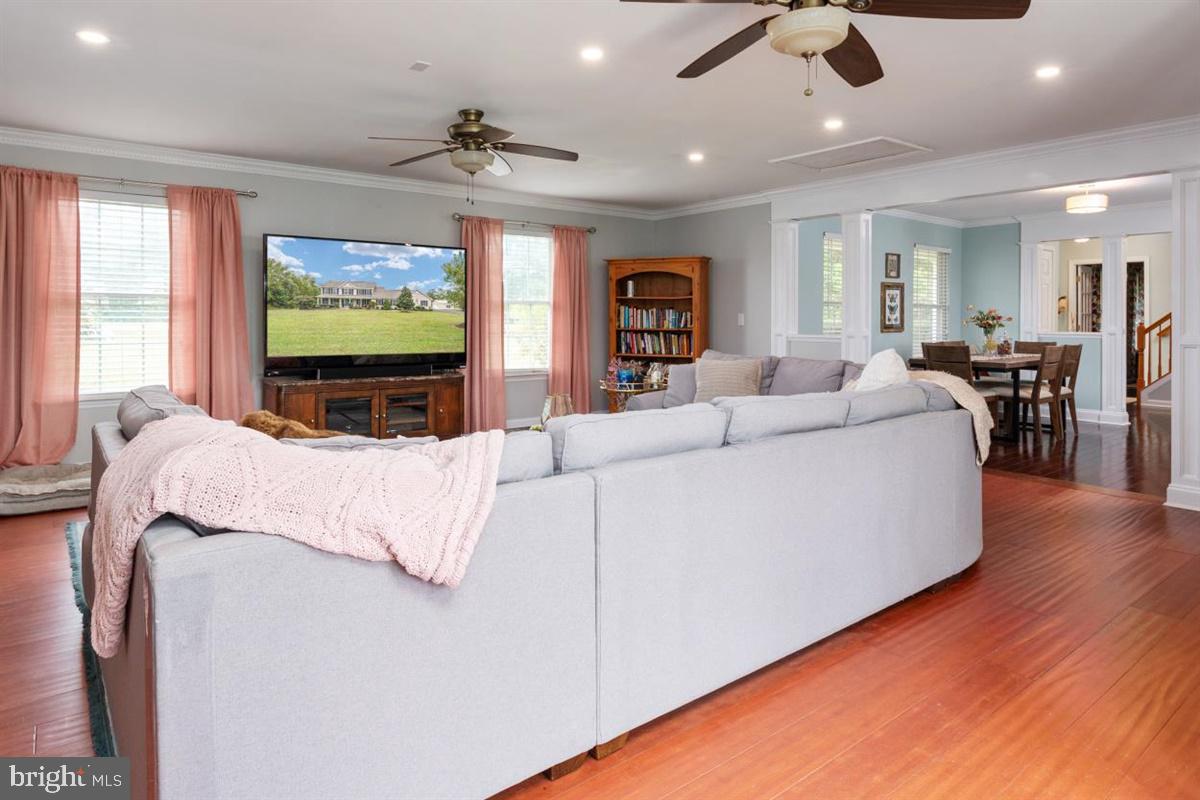 CENTREVILLE - Residential