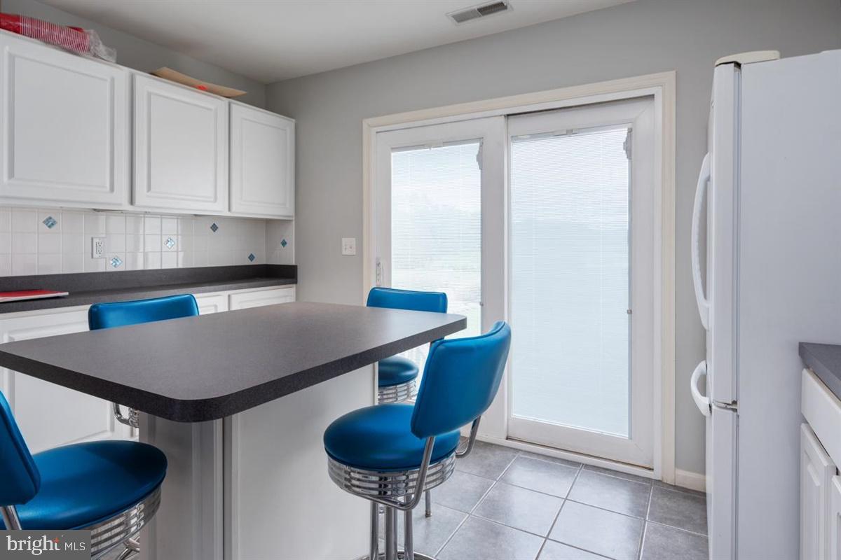 CENTREVILLE - Residential