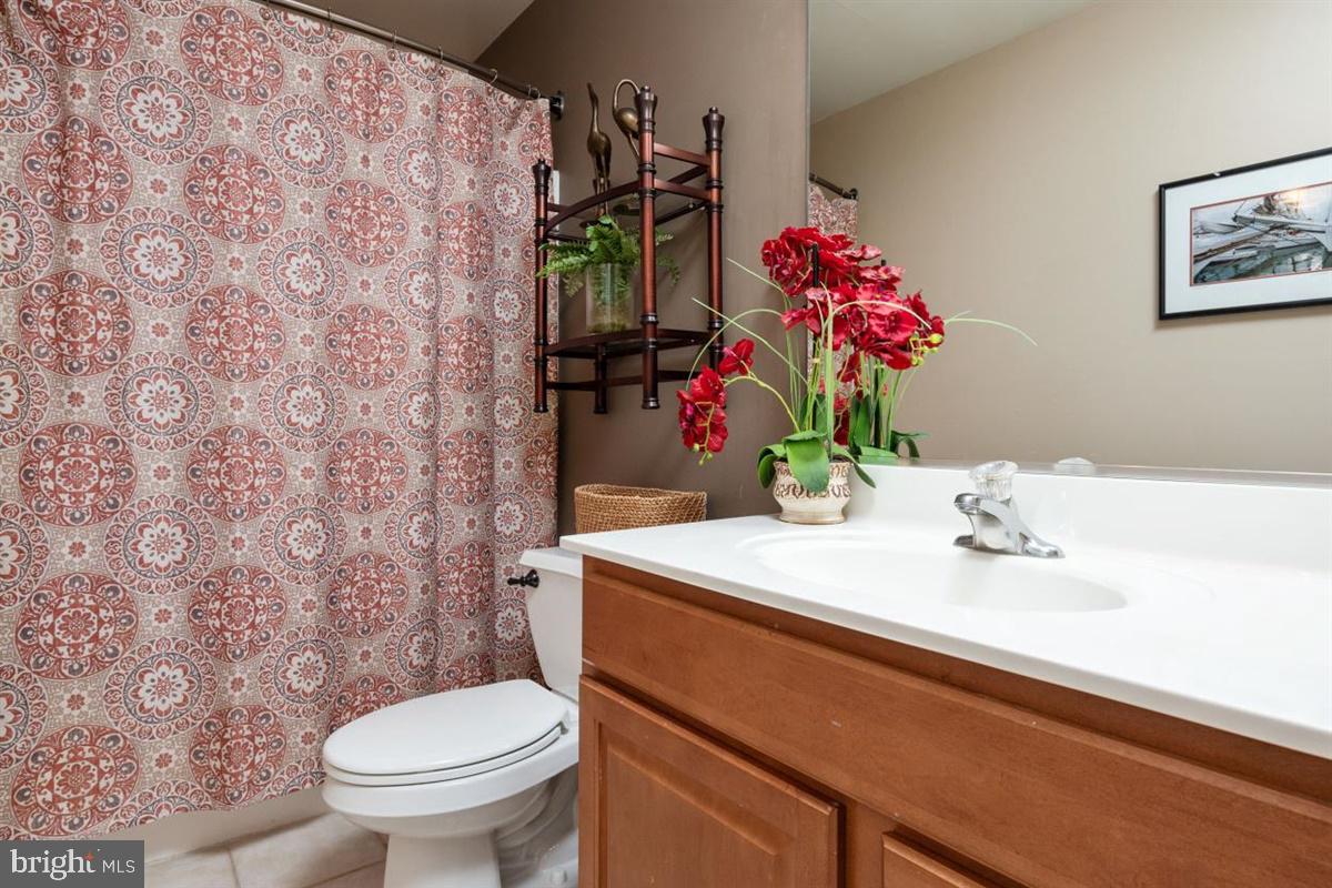 CENTREVILLE - Residential