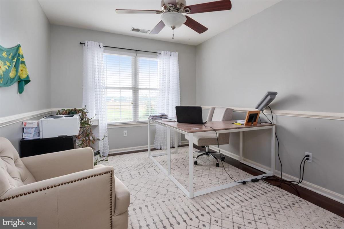 CENTREVILLE - Residential