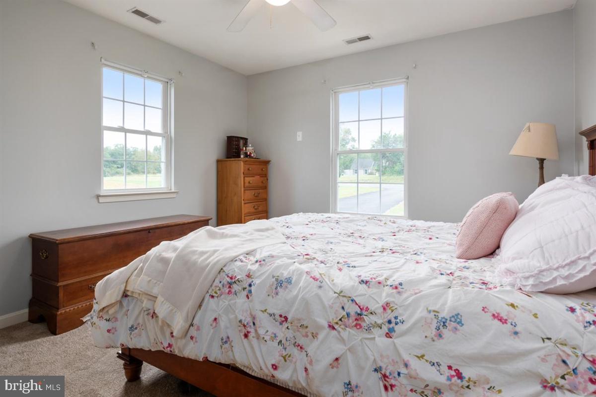 CENTREVILLE - Residential