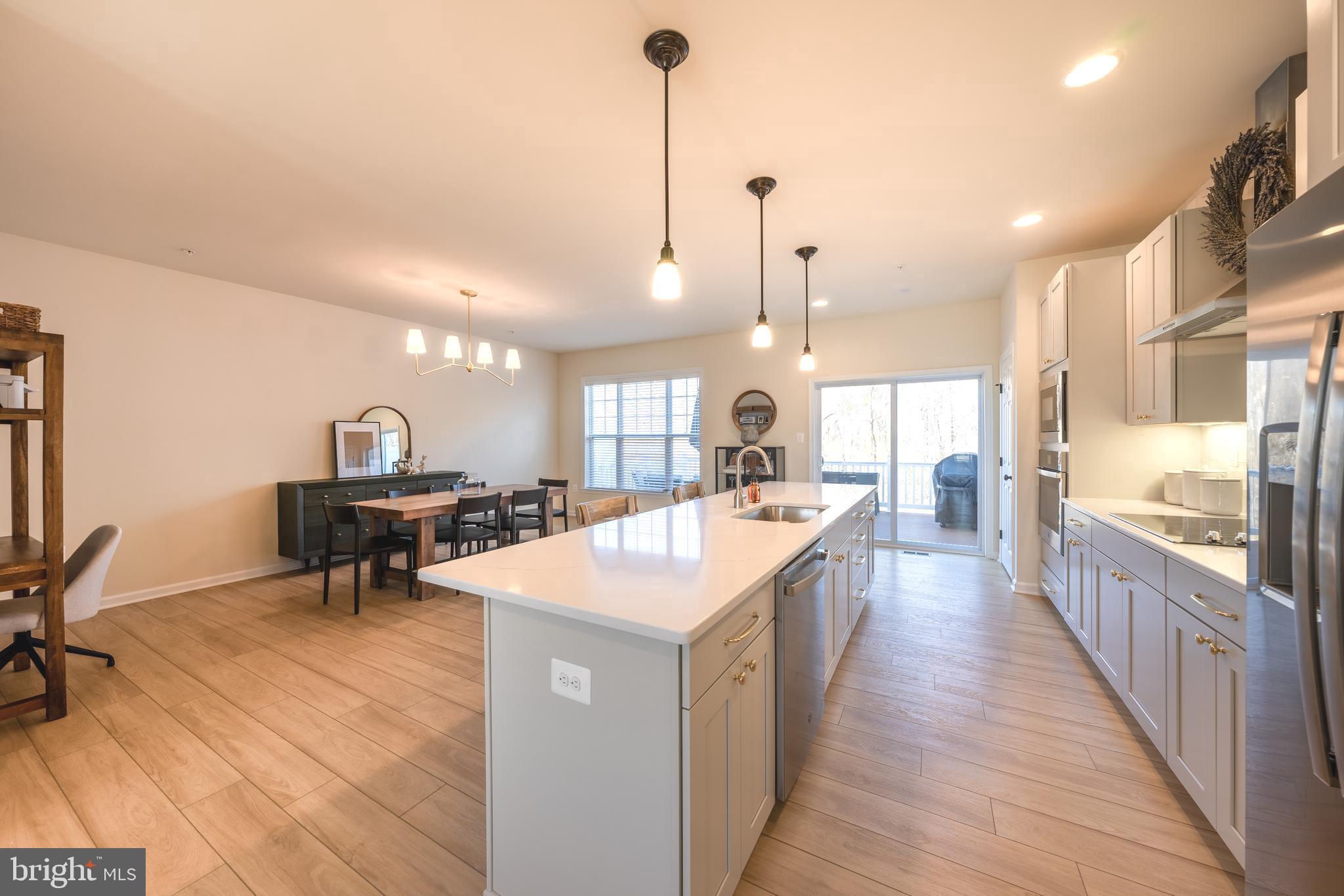 CLARK'S REST - Residential