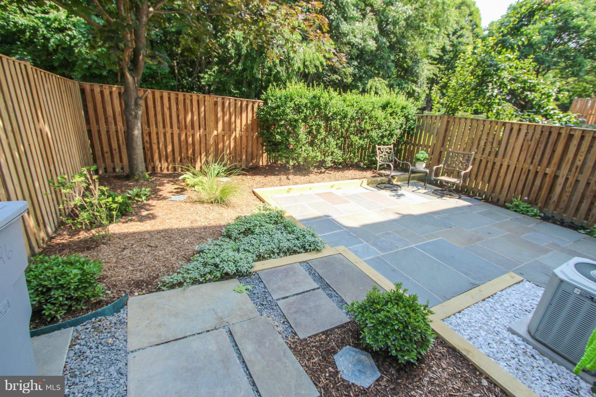 SOUTH KINGS STATION - Residential