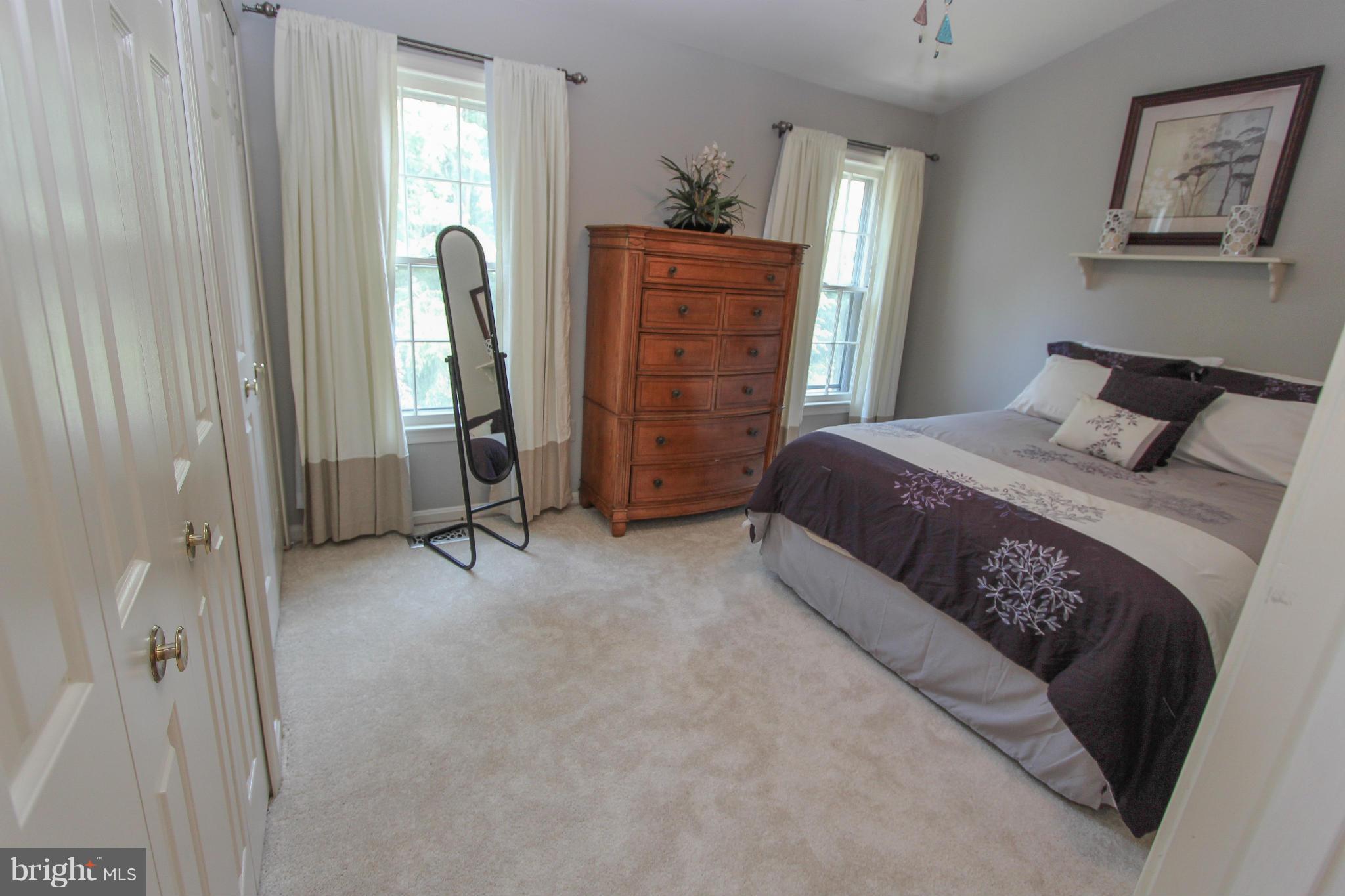 SOUTH KINGS STATION - Residential