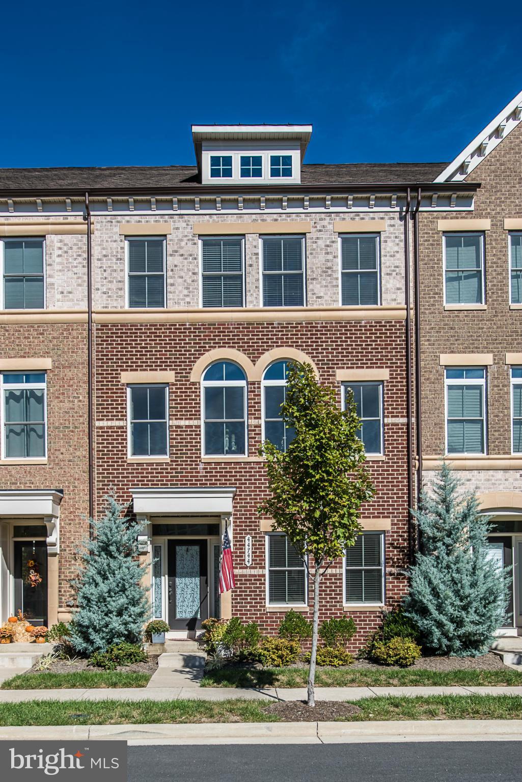 ONE LOUDOUN LAND BAY B - Residential