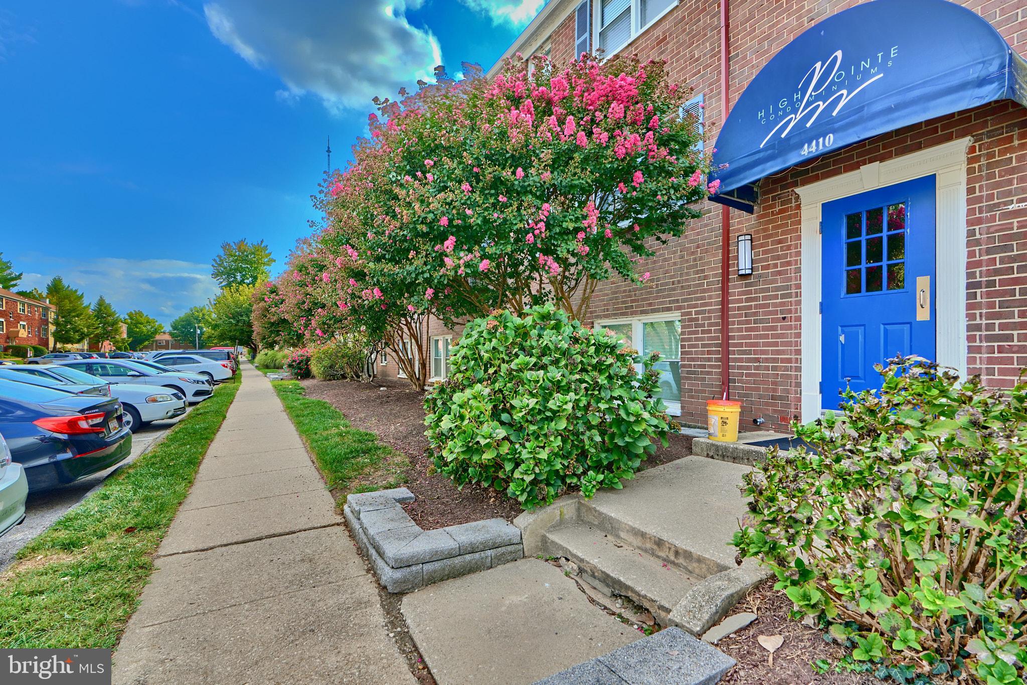 MEDFIELD - Residential Lease
