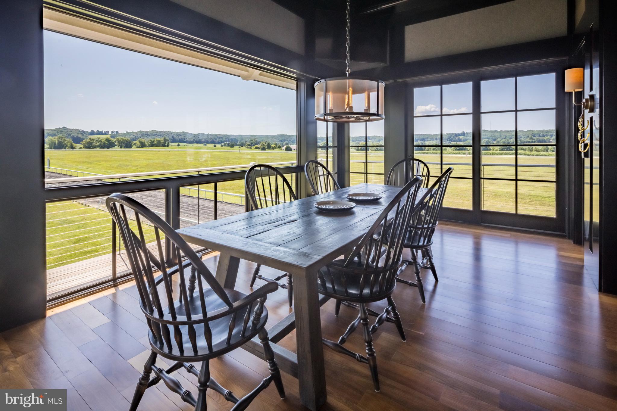 GLYNDON - Residential