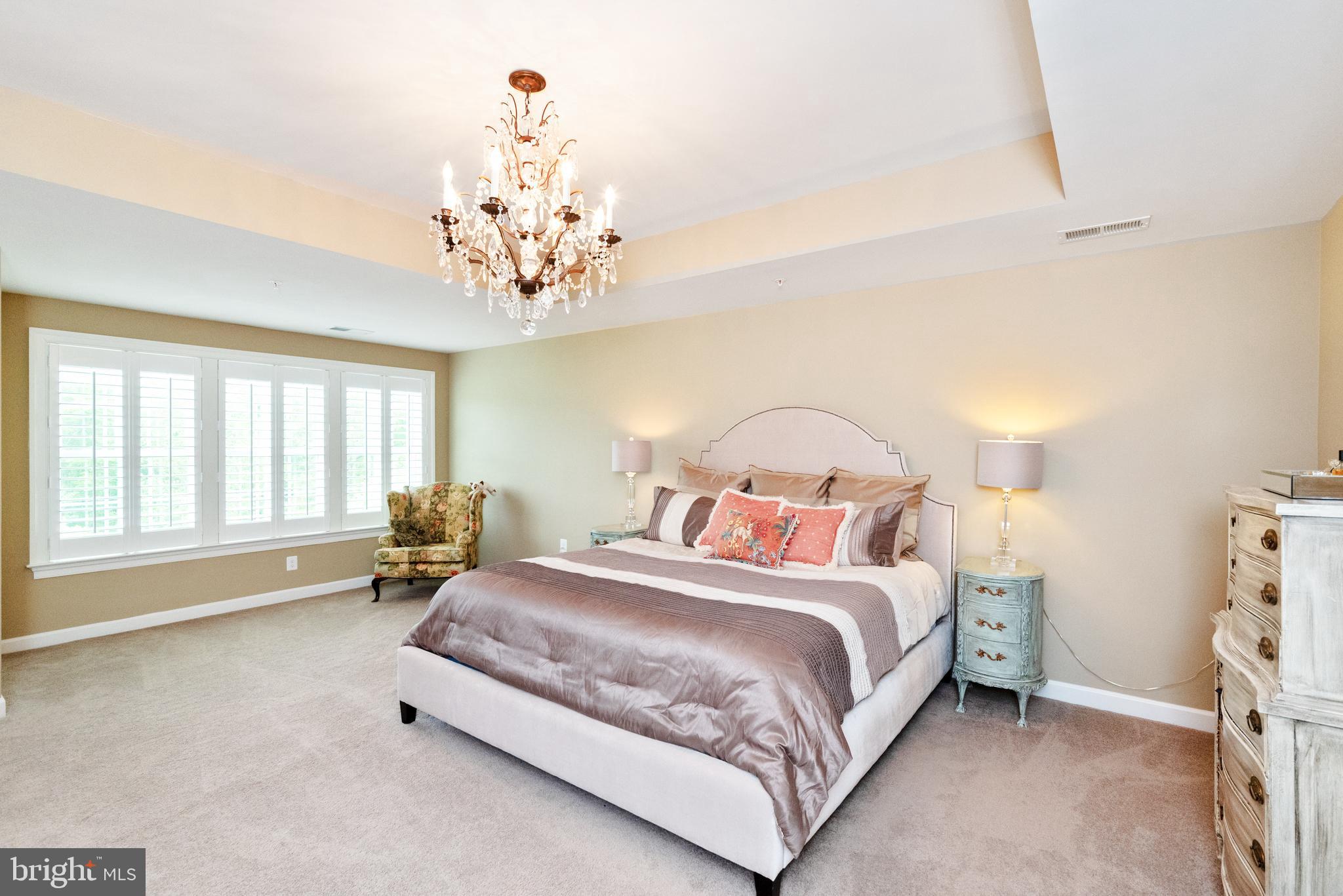 TAYLOR VILLAGE - Residential