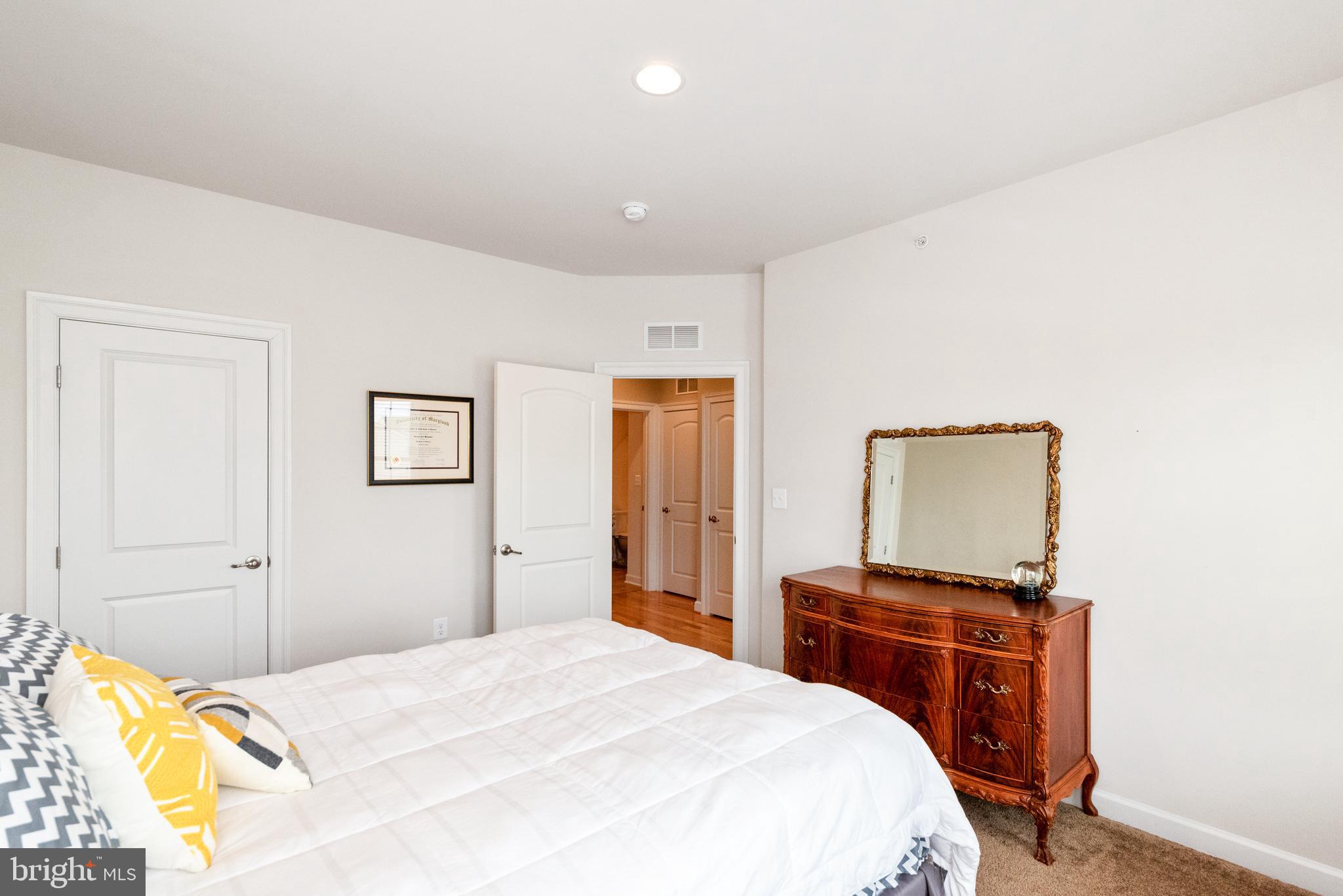 TAYLOR VILLAGE - Residential