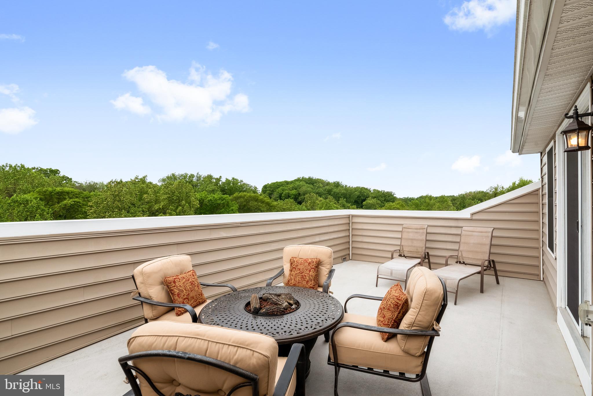 TAYLOR VILLAGE - Residential