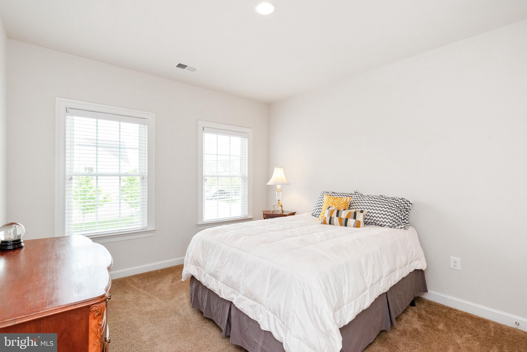 TAYLOR VILLAGE - Residential