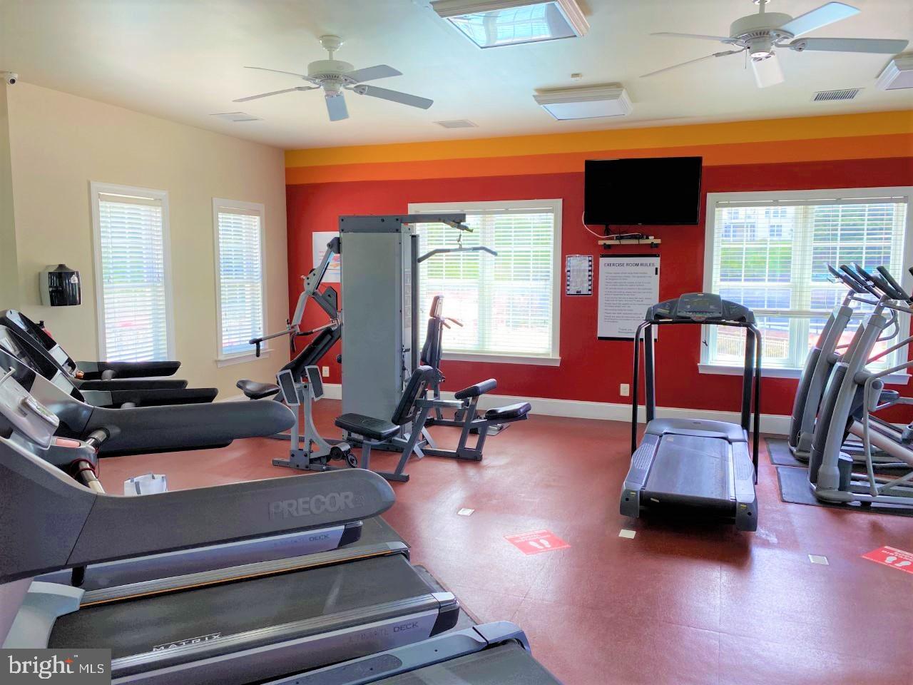 TAYLOR VILLAGE - Residential