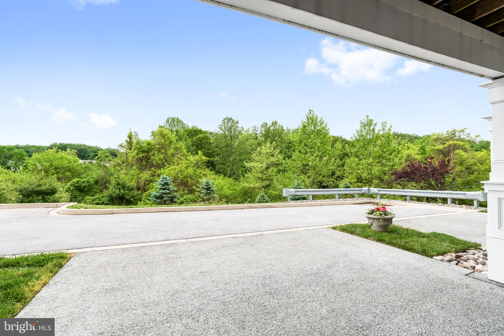 TAYLOR VILLAGE - Residential