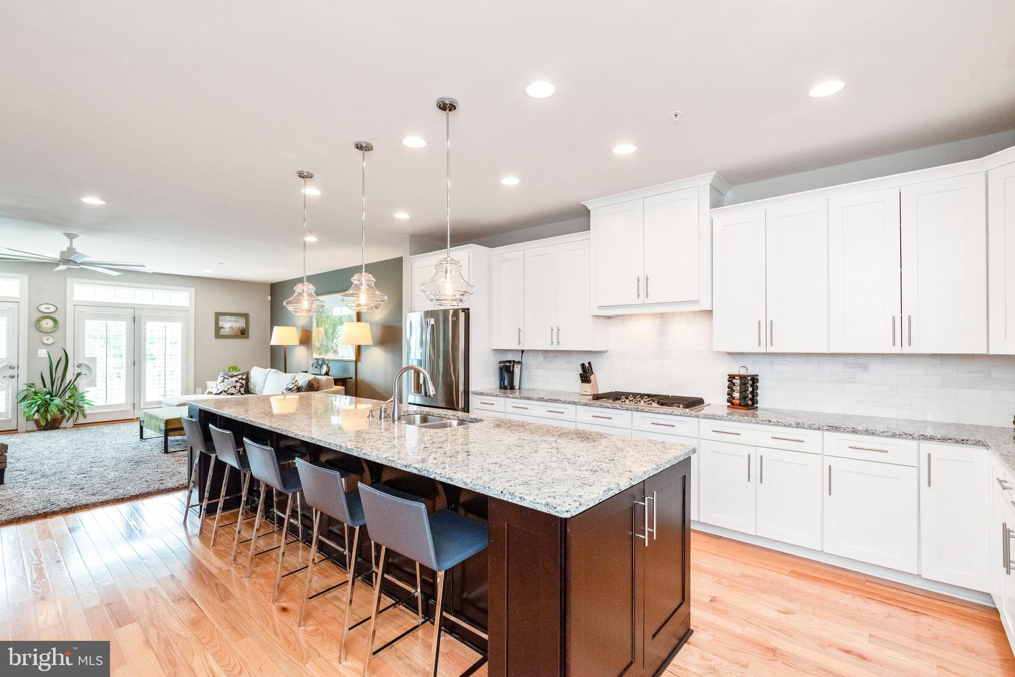 TAYLOR VILLAGE - Residential