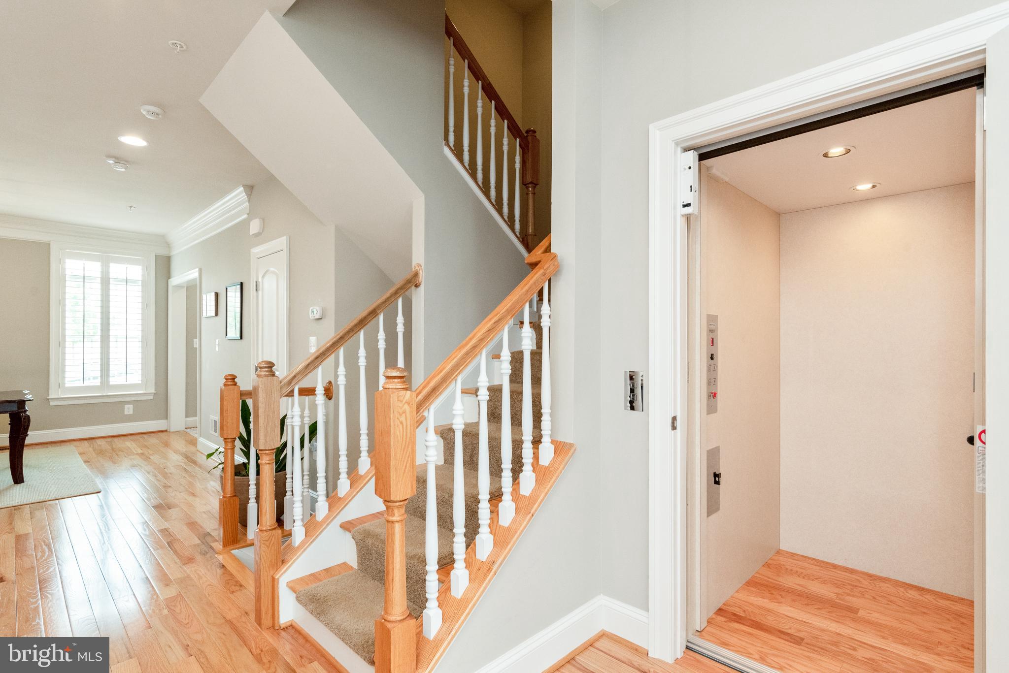 TAYLOR VILLAGE - Residential