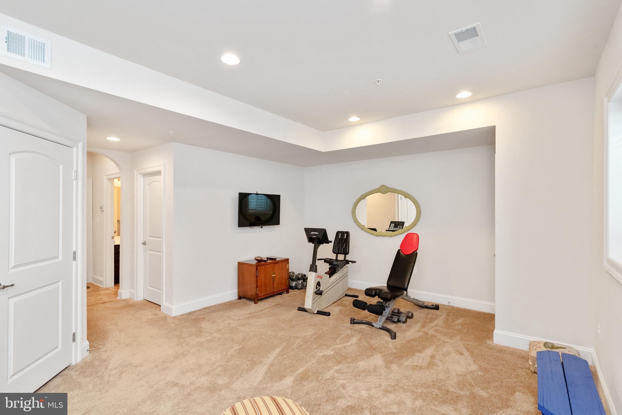 TAYLOR VILLAGE - Residential