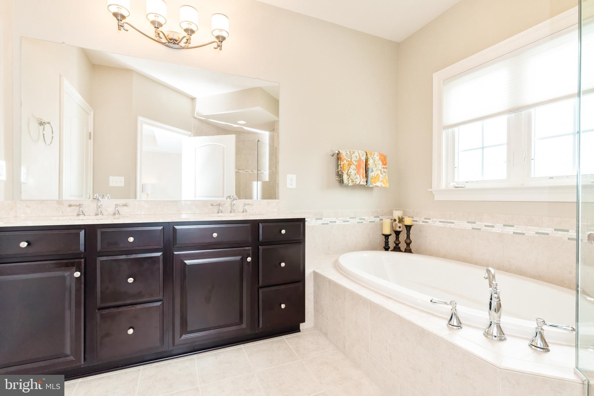 TAYLOR VILLAGE - Residential