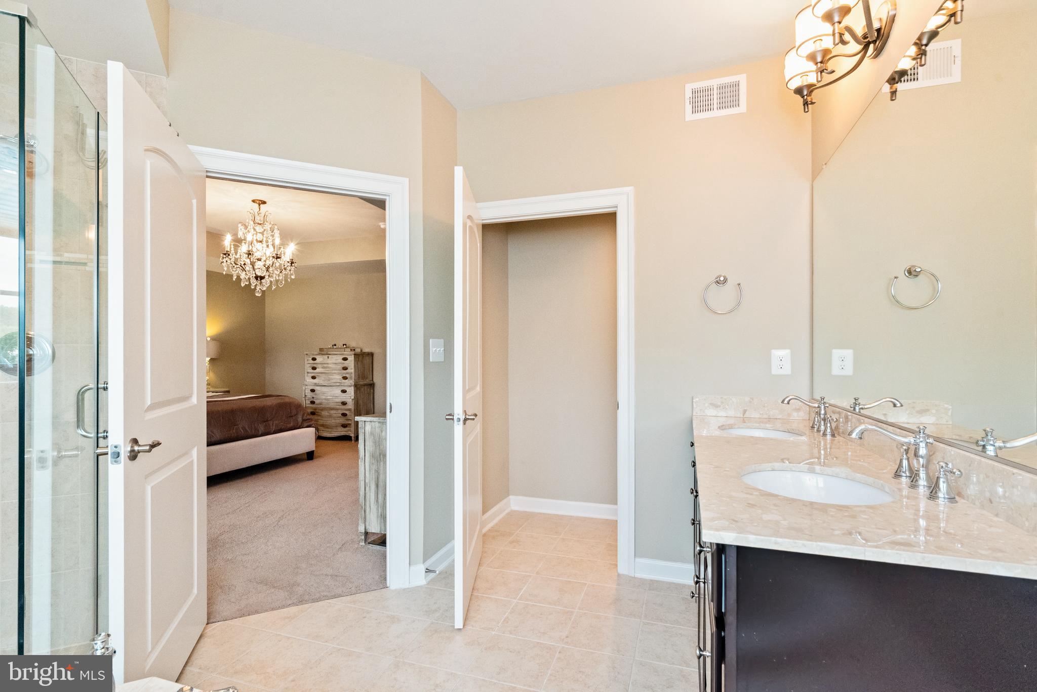 TAYLOR VILLAGE - Residential