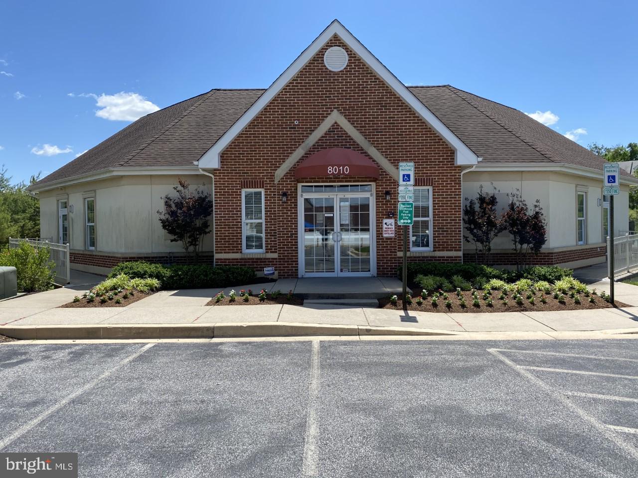 TAYLOR VILLAGE - Residential