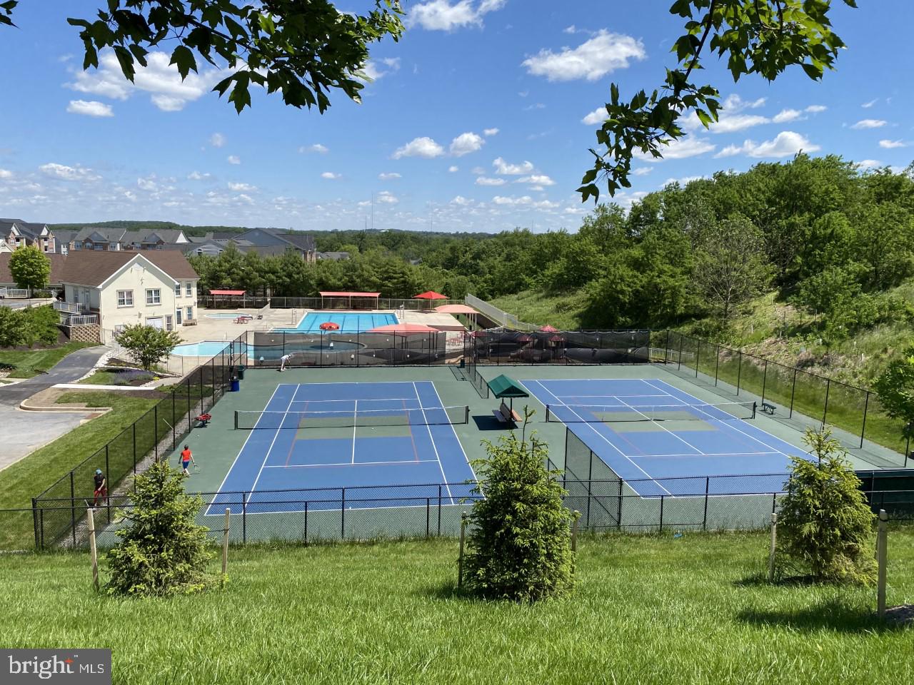 TAYLOR VILLAGE - Residential