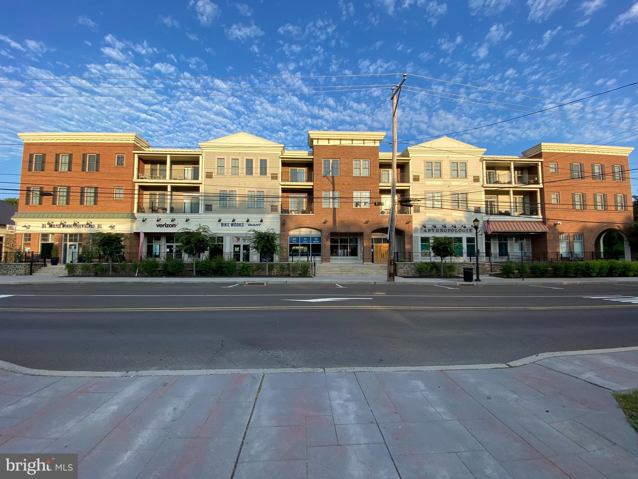 Be a part of Newtown's most sought after destination - The Promenade at Sycamore Street - luxury apartments over the exciting retail landscape of North Sycamore Street. This is an elevator served building featuring two floors of luxurious residences. Tenants pay for electric and cable only. A pet will be considered. There is a $300 non refundable pet deposit and an additional $60/month rent for a pet owner. One reserved parking space per unit. Some pictures depict past listings and/or similar units with same layouts.
